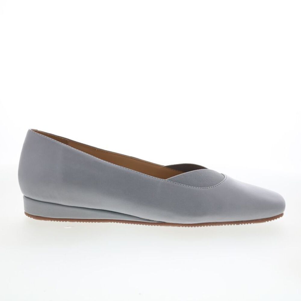 SoftWalk Womens Viana Gray Shoes (NWT)
